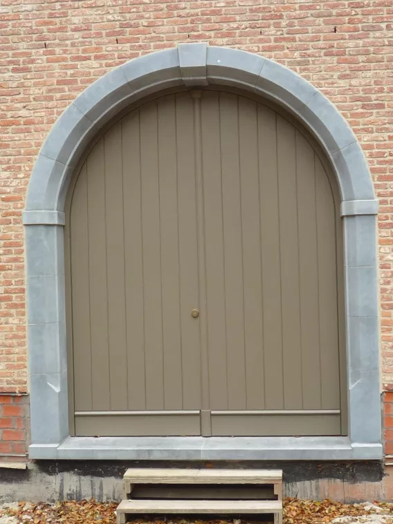3 dubbele deur met rondboog